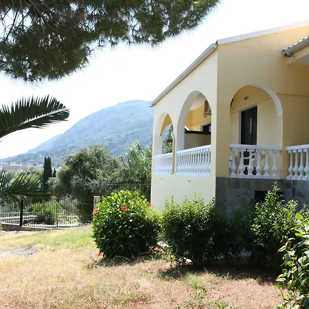 Dimitra * Benitses (Corfu)