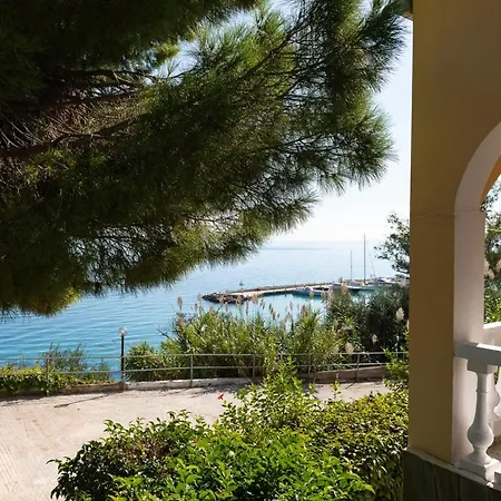 Dimitra Benitses (Corfu)