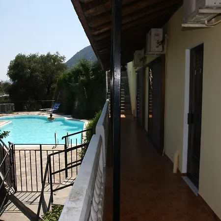 Dimitra * Benitses (Corfu)