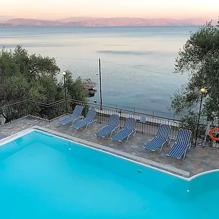 Dimitra * Benitses (Corfu)